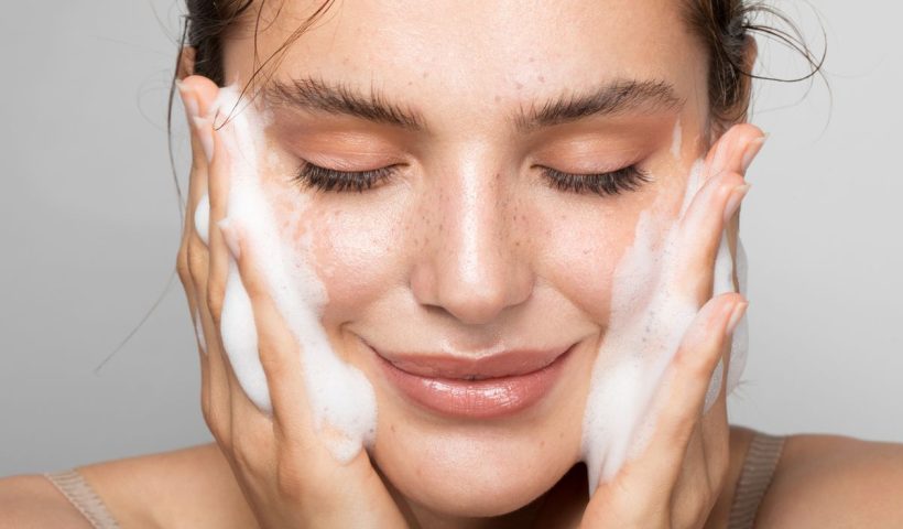 Best Skin Care Products: Crafting Your Ideal Routine with Expert Tips