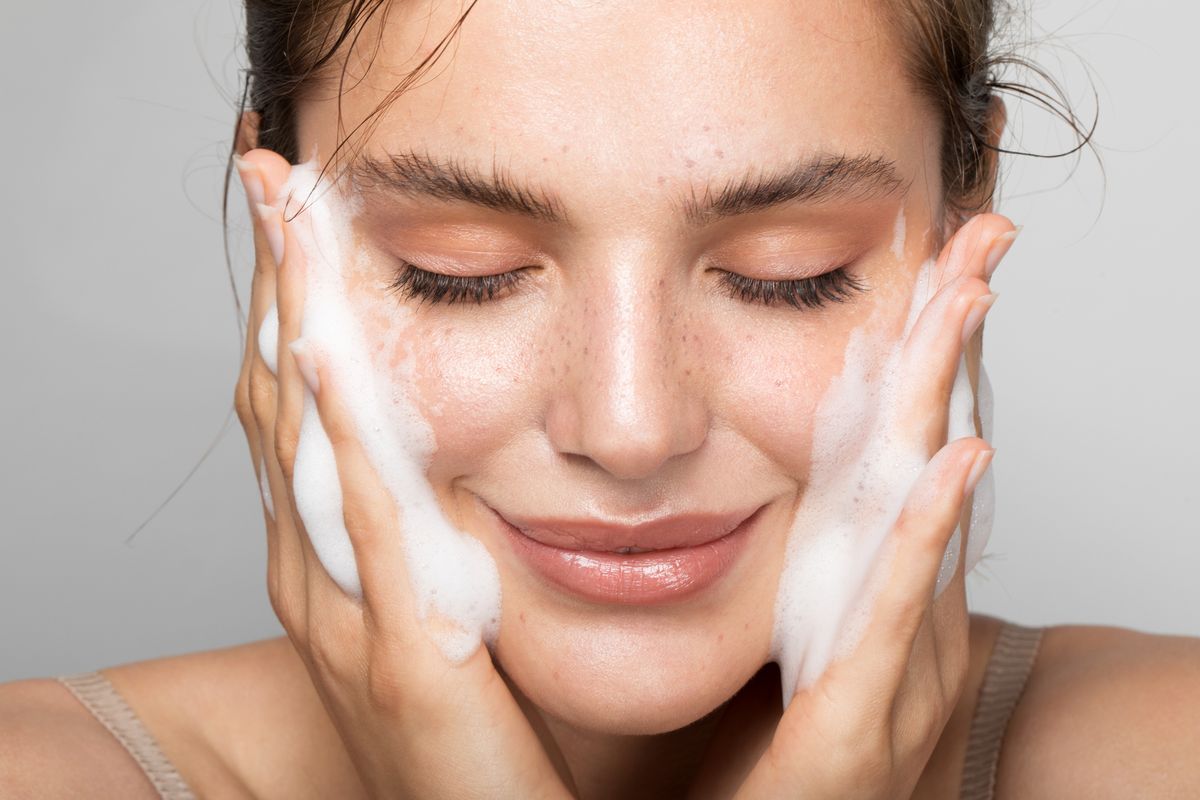 Best Skin Care Products: Crafting Your Ideal Routine with Expert Tips